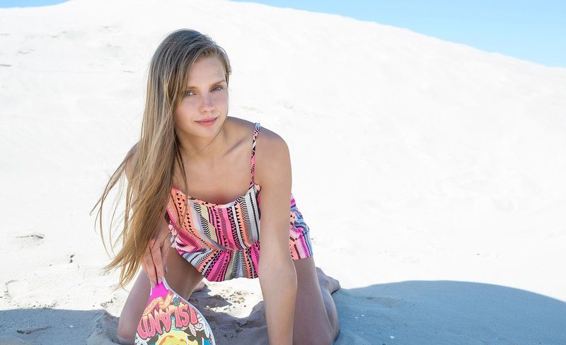 Элизабета, 26 лет, 2 размер груди